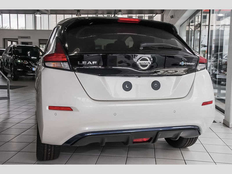 Nissan Leaf N-CONNECTA 40 kWh /Assistenz/Navi/Klima